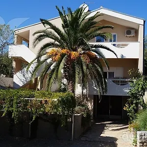 Apartment Nikolina Posedarje