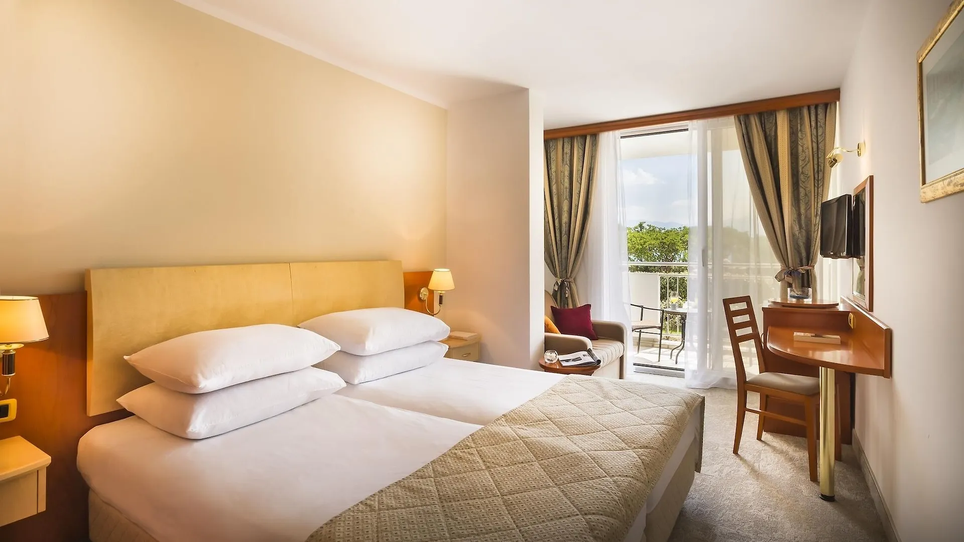 Sunny Baska Residence By Valamar, Ex Zvonimir Hotel Baška