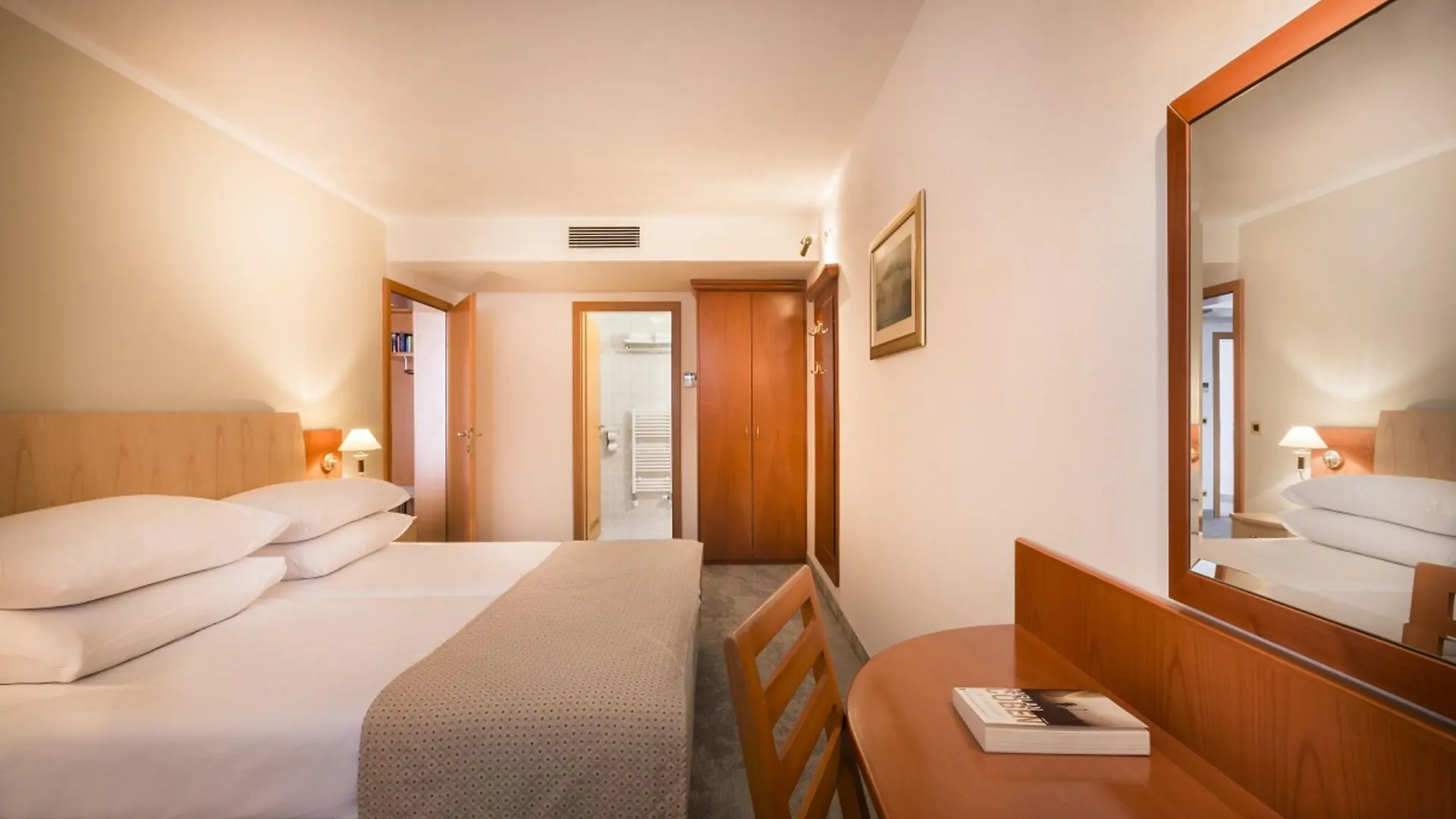 Hotel Sunny Baska Residence By Valamar, Ex Zvonimir
